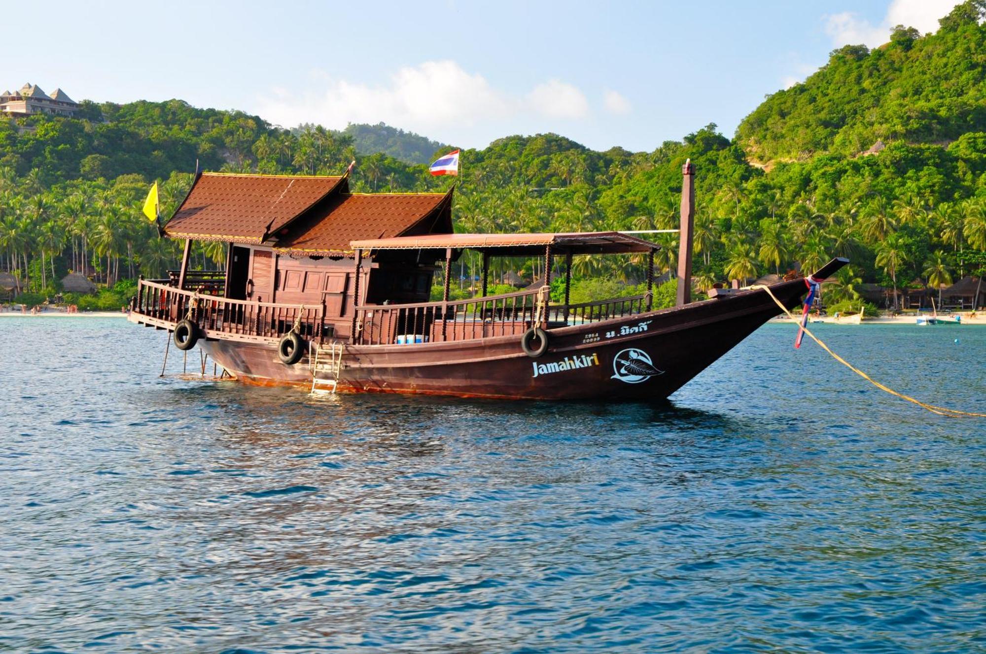 Jamahkiri Dive & सहारा Koh Tao